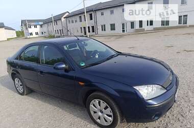 Лифтбек Ford Mondeo 2002 в Золотоноше