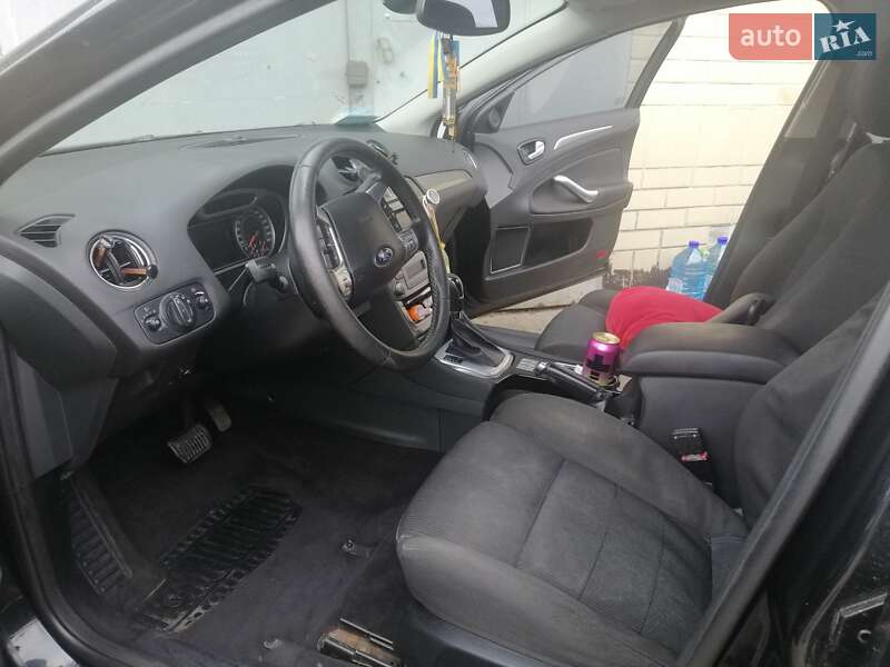 Лифтбек Ford Mondeo 2008 в Киеве