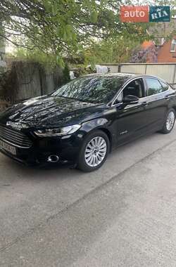 Седан Ford Mondeo 2016 в Киеве