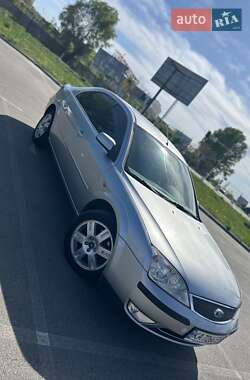 Лифтбек Ford Mondeo 2003 в 