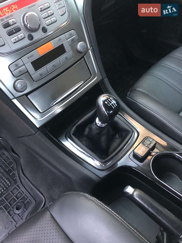 Седан Ford Mondeo 2007 в Днепре
