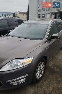 Універсал Ford Mondeo 2013 в 