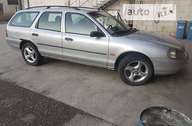 Универсал Ford Mondeo 1998 в Хусте