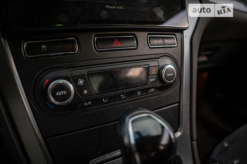 Седан Ford Mondeo 2010 в Киеве