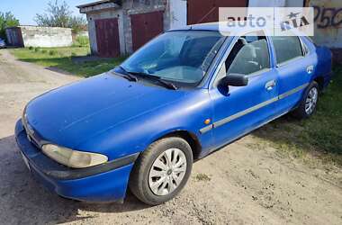 Седан Ford Mondeo 1994 в Сарнах