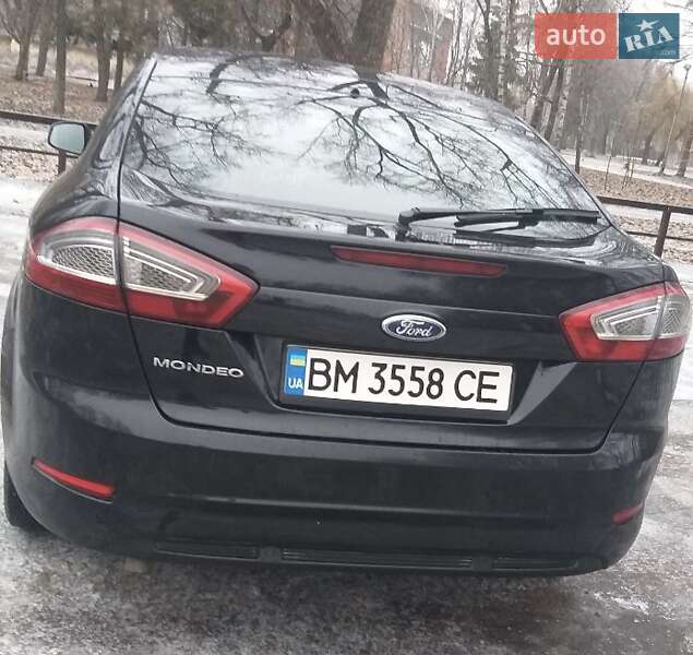 Седан Ford Mondeo 2013 в Сумах