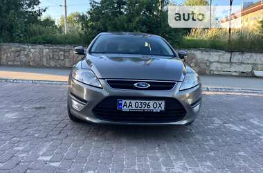 Седан Ford Mondeo 2011 в Подволочиске