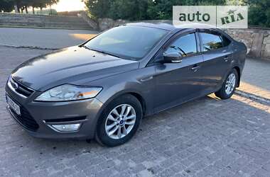 Седан Ford Mondeo 2011 в Подволочиске