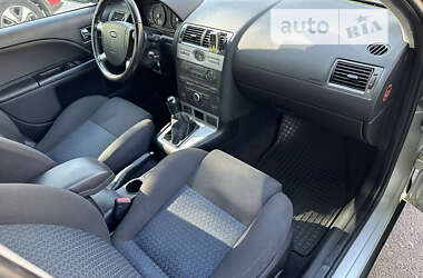 Седан Ford Mondeo 2005 в Киеве