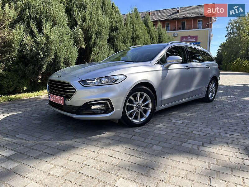 Лифтбек Ford Mondeo 2020 в Самборе