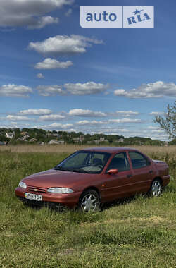 Седан Ford Mondeo 1993 в Днепре