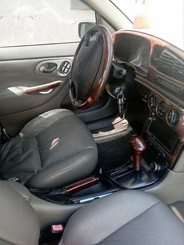 Седан Ford Mondeo 1998 в Одесі