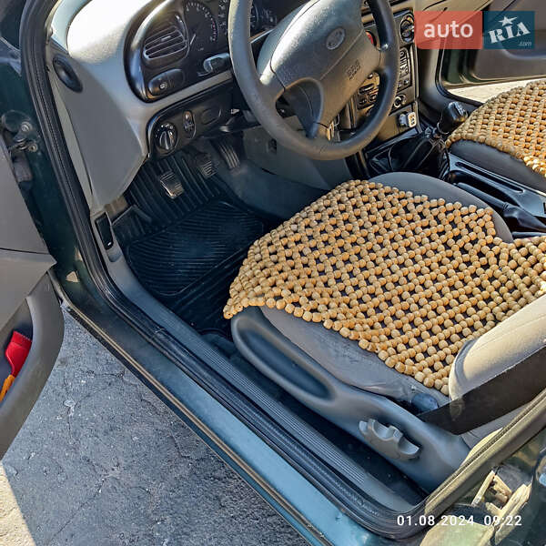 Универсал Ford Mondeo 1997 в Волочиске