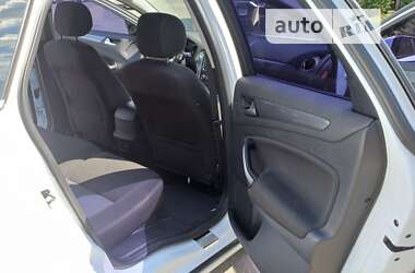 Седан Ford Mondeo 2011 в Києві