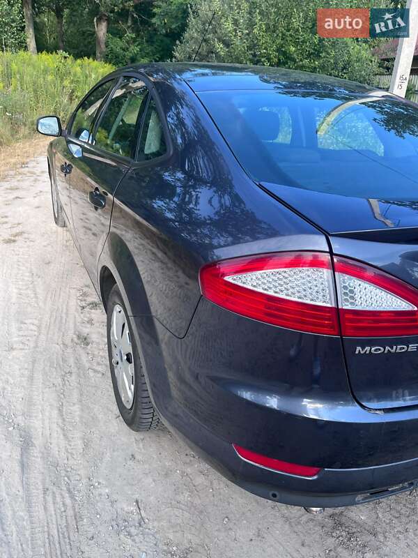 Ліфтбек Ford Mondeo 2009 в 
