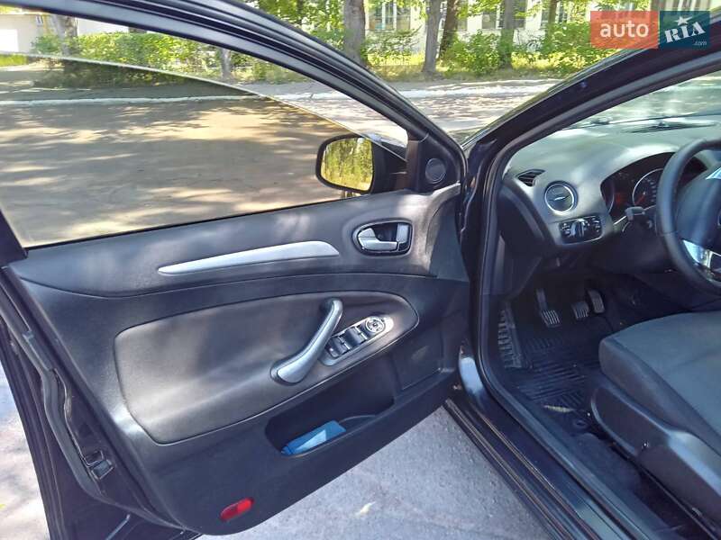 Седан Ford Mondeo 2007 в Коростені