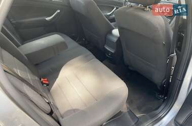 Седан Ford Mondeo 2011 в 