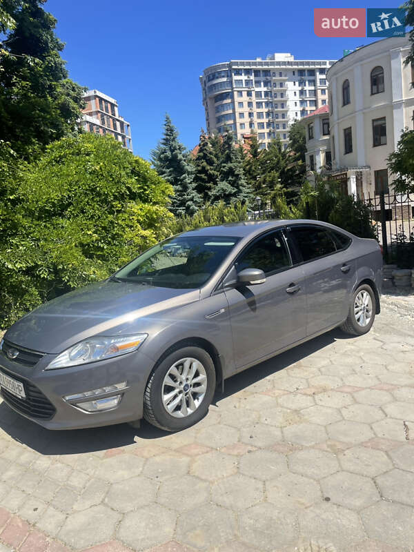 Седан Ford Mondeo 2012 в Одессе