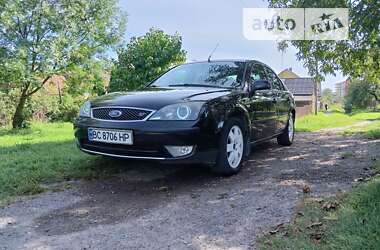 Лифтбек Ford Mondeo 2004 в Городке