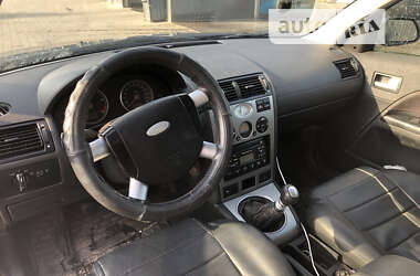 Седан Ford Mondeo 2001 в 