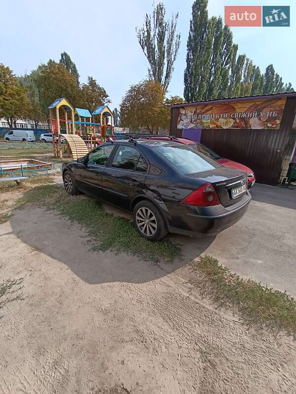 Седан Ford Mondeo 2004 в Києві