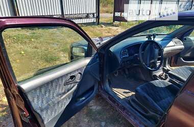 Лифтбек Ford Mondeo 1995 в Гайсине
