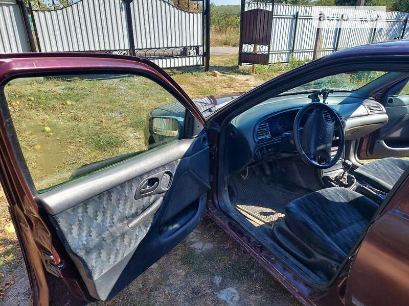 Ліфтбек Ford Mondeo 1995 в Гайсину