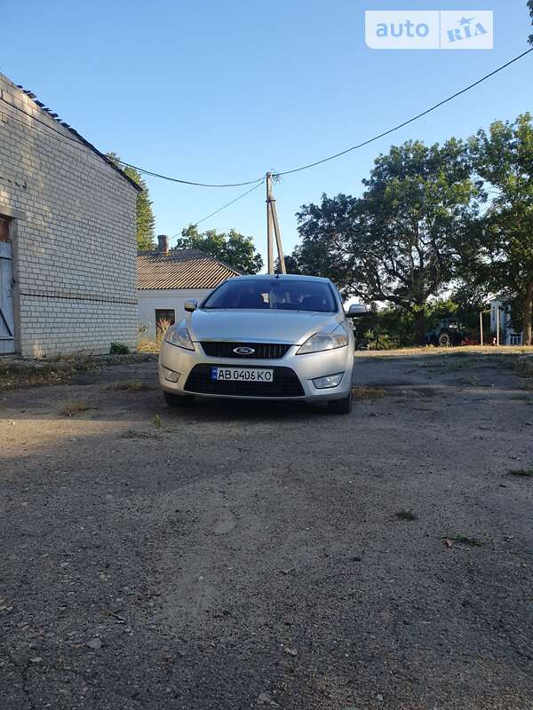 Лифтбек Ford Mondeo 2008 в Песчанке