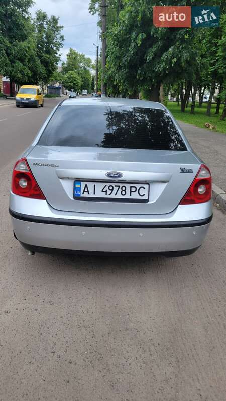 Седан Ford Mondeo 2003 в Переяславе