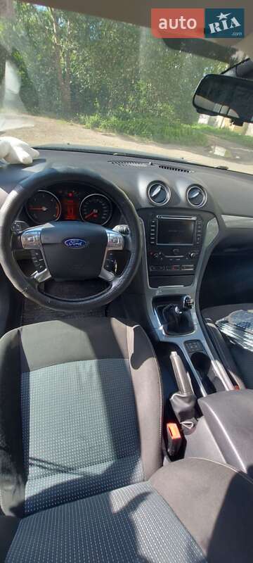 Универсал Ford Mondeo 2011 в Калуше
