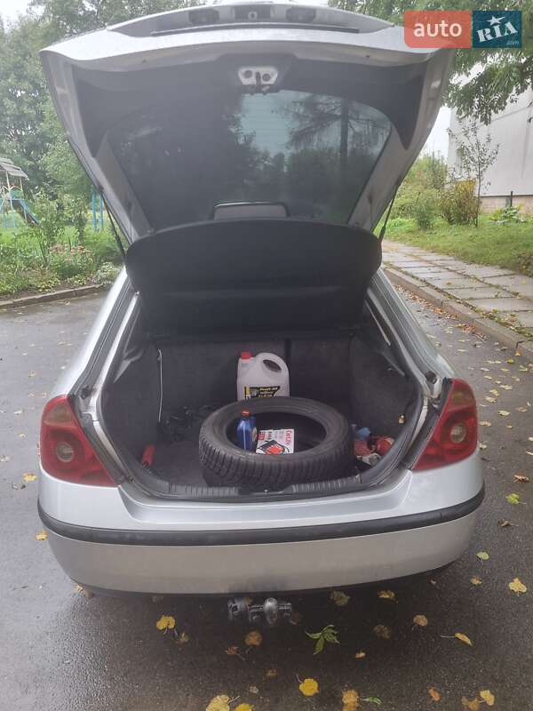 Лифтбек Ford Mondeo 2001 в Трускавце