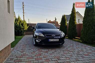 Седан Ford Mondeo 2012 в 