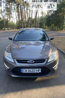 Седан Ford Mondeo 2012 в Черкасах