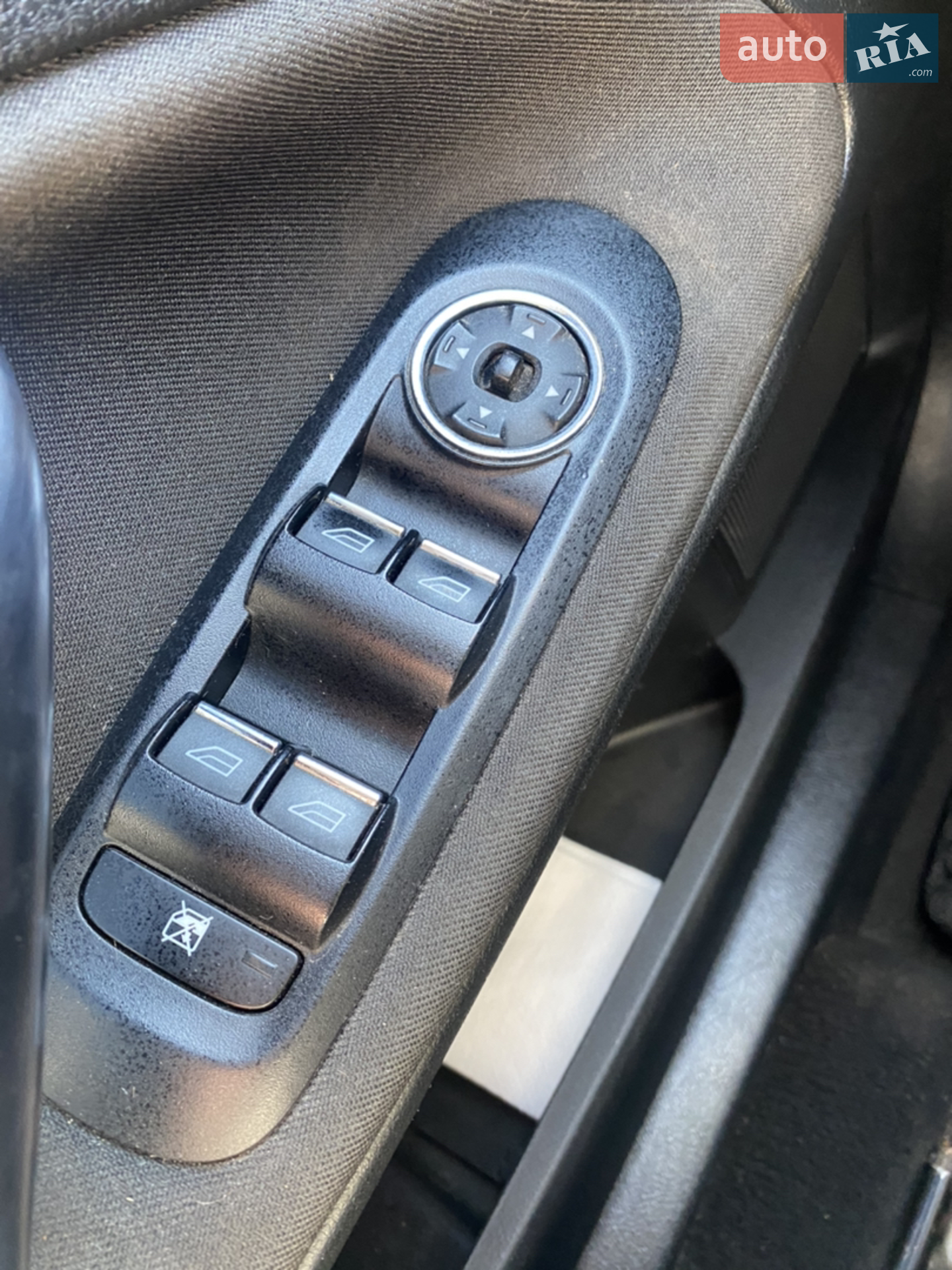 2010 Ford Mondeo - мініатюра 10