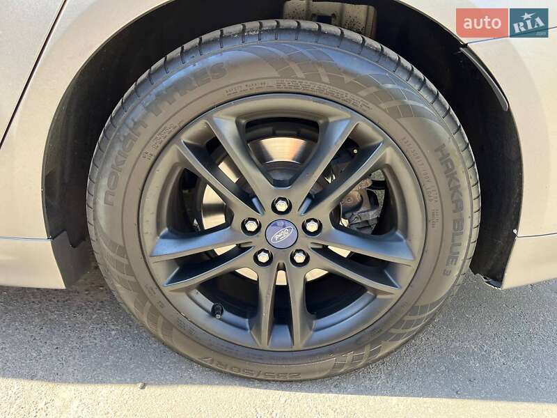 Лифтбек Ford Mondeo 2017 в Киеве
