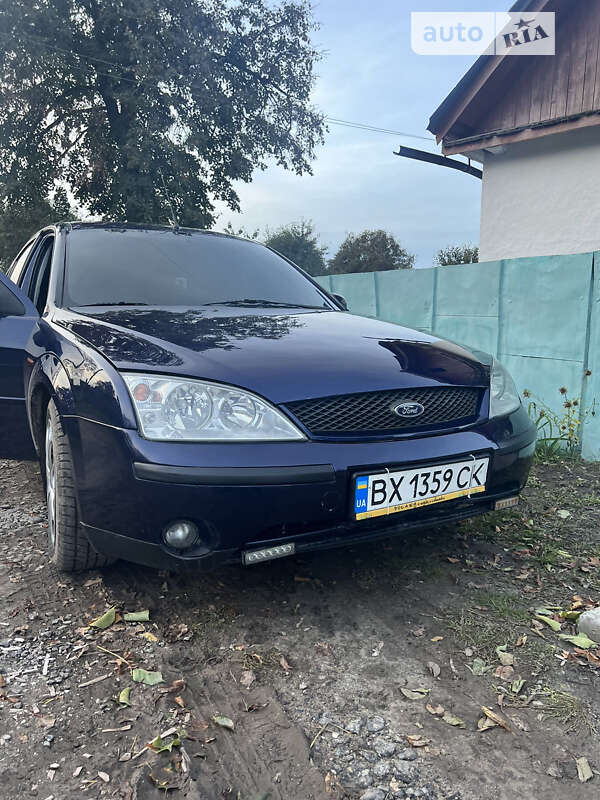 Седан Ford Mondeo 2001 в 