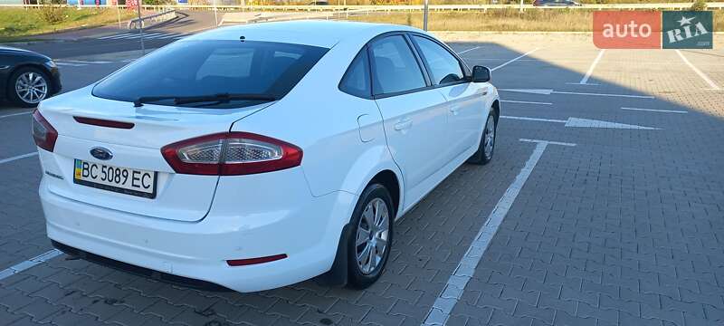 Ліфтбек Ford Mondeo 2013 в Львові