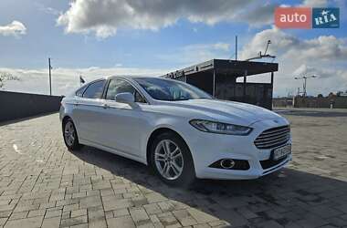 Лифтбек Ford Mondeo 2017 в 