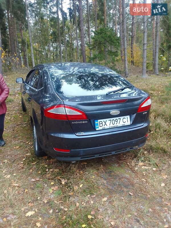 Ліфтбек Ford Mondeo 2009 в Славуті
