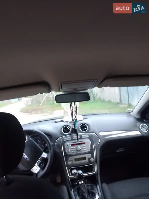 Лифтбек Ford Mondeo 2009 в 