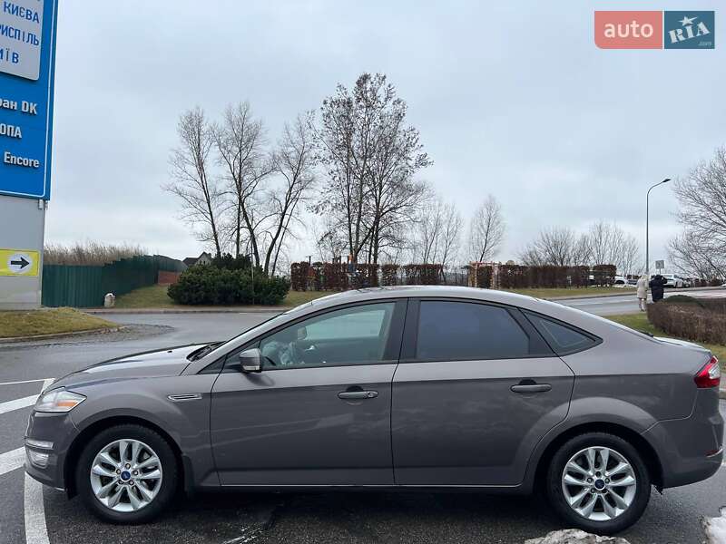 Лифтбек Ford Mondeo 2013 в Киеве