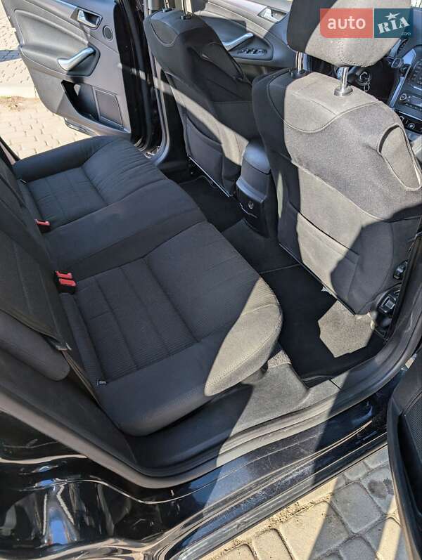 Седан Ford Mondeo 2011 в Виннице