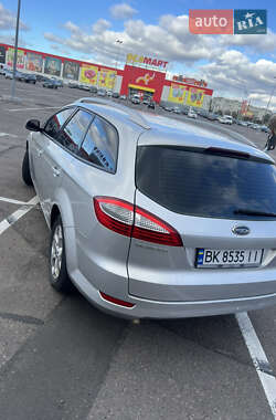 Универсал Ford Mondeo 2010 в Ровно