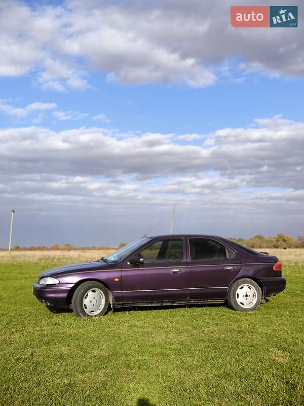 Седан Ford Mondeo 1995 в Надвірній фото 6 Седан Ford Mondeo 1995 в Надвірній