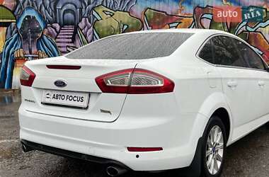 Седан Ford Mondeo 2012 в Києві