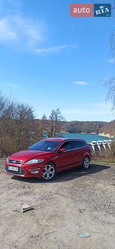 Універсал Ford Mondeo 2014 в Новояворівську