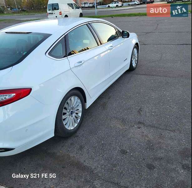 Седан Ford Mondeo 2016 в Черкассах