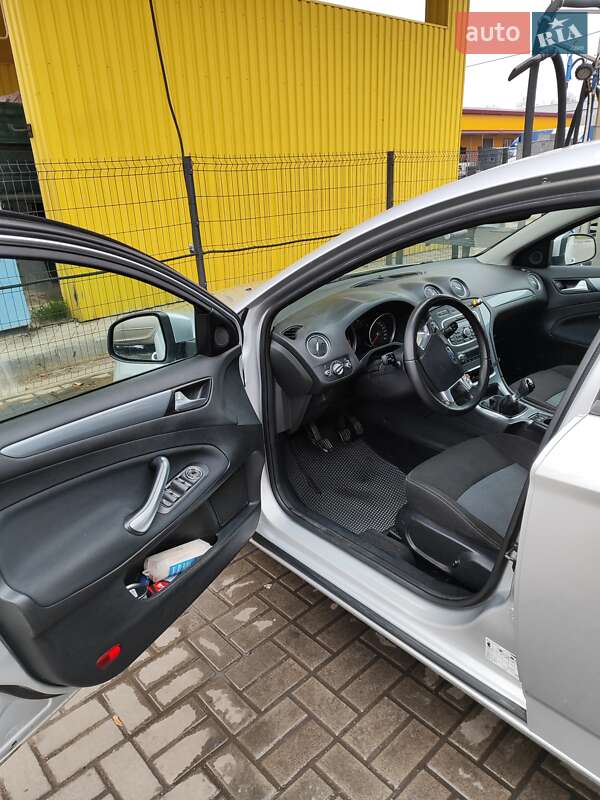 Універсал Ford Mondeo 2011 в Умані фото 19 Універсал Ford Mondeo 2011 в Умані