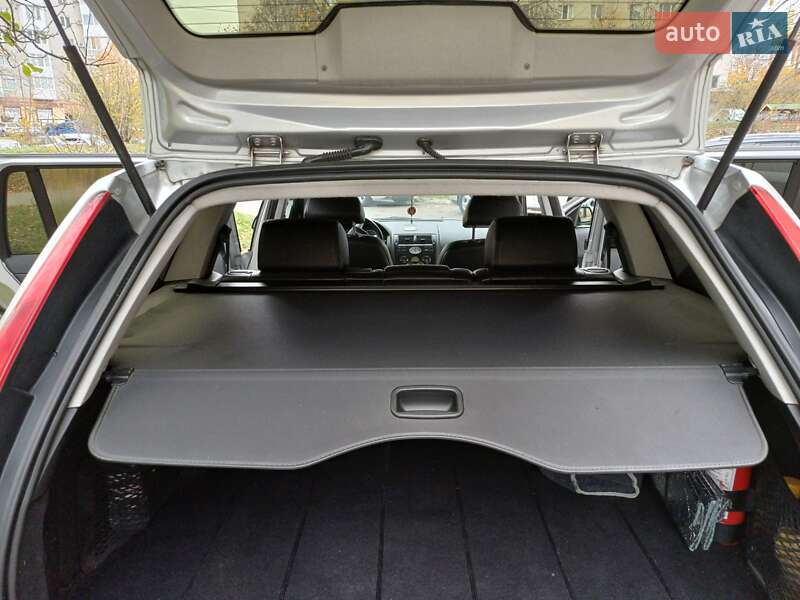 Универсал Ford Mondeo 2002 в Луцке