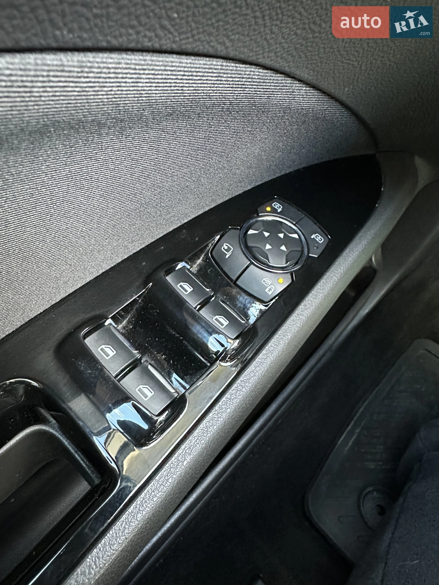2019 Ford Mondeo - мініатюра 31